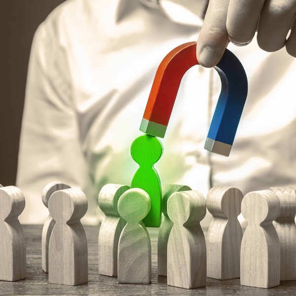 Quels critères prendre en compte pour sélectionner la porte d'entrée idéale de sa maison ?