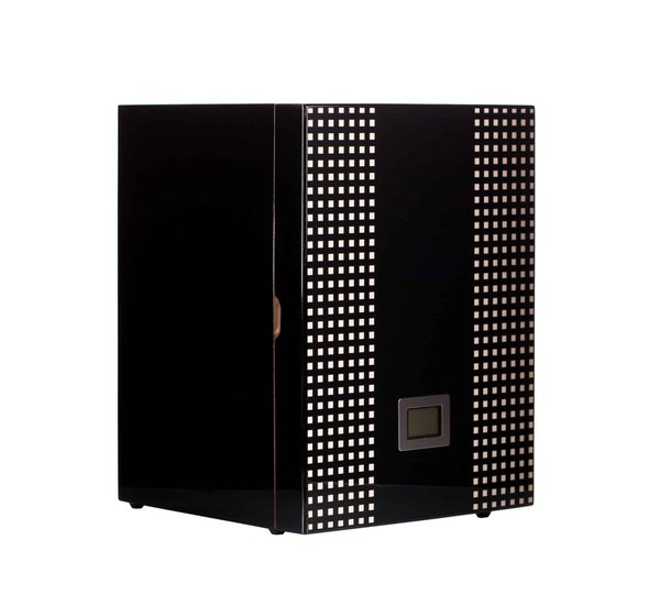 Quels sont les matériaux et éléments essentiels d'une cave à cigare ?